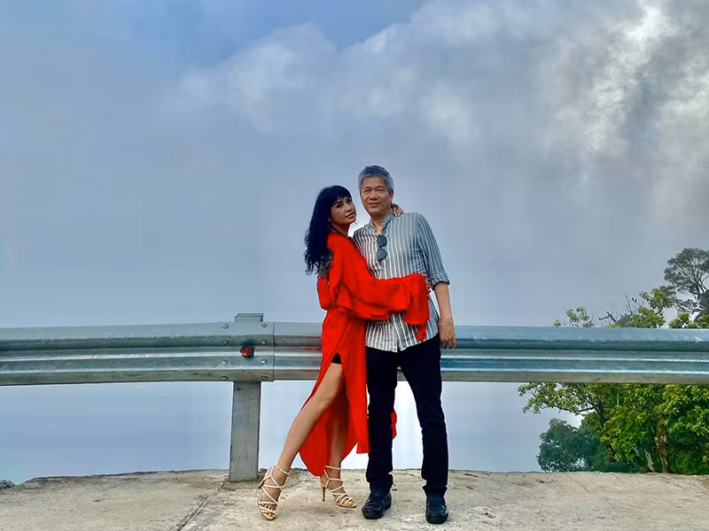 Thanh Lam không ngại đăng ảnh tình tứ bên người yêu.