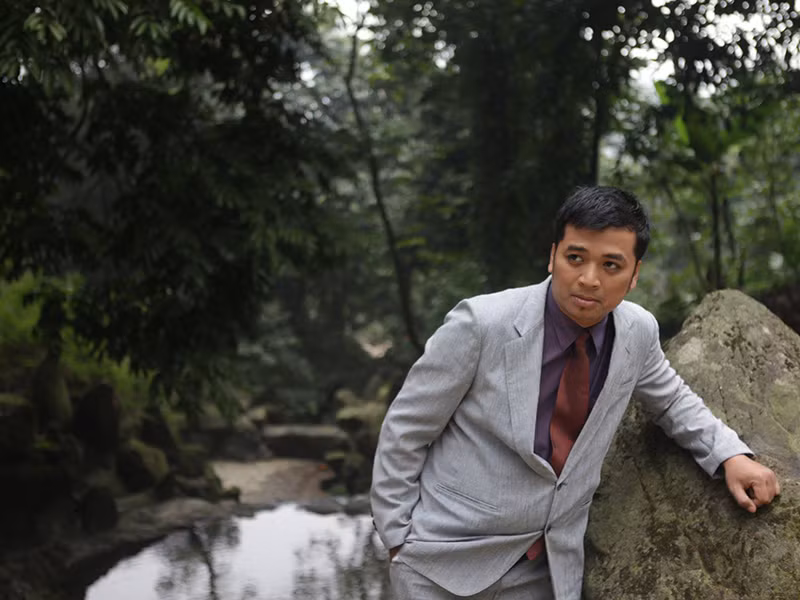 Tiến Minh chia sẻ trên VTV rằng nghề diễn viên là đam mê lớn, nhạc sĩ chỉ là nghề tay ngang. Vì thế, đến một ngày nào đó hết vốn âm nhạc, anh vui vẻ chấp nhận và sống trọn vẹn với nghề diễn viên.