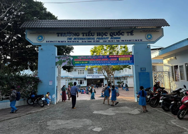 Thông tin mới vụ suất ăn “giảm cân” của học sinh trường quốc tế - Hình 2 Thong tin moi vu suat an “giam can” cua hoc sinh truong quoc te-Hinh-2