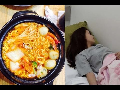 Giá cho mỗi bát mì cay này dao động từ 9.000 – 79.000 đồng. Mọi người liên tục rủ nhau đi ăn, cố gắng chinh phục cấp độ cao nhất mà không hề biết rằng những nguy hiểm đang rình rập xung quanh việc ăn cay quá mức này.