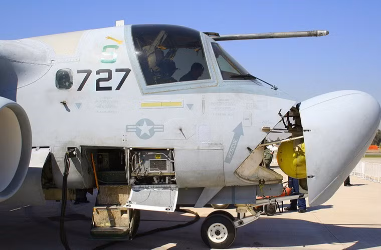 S-3 được trang bị các hệ thống chủ yếu phục vụ chống ngầm như radar trinh sát mặt biển AN/APS-116 (tầm trinh sát 278km), camera hồng ngoại nhìn trước OR-89, hệ thống tiếp nhận tín hiệu phao âm AN/ARS-2, hệ thống đo từ tính lạ AN/ASQ-81, hệ thống định vị quán tính với radar dẫn đường AN/ASN-92 và 60 phao âm thả. Từ S-3B Viking thì thay thế radar AN/APS-116 bằng radar khẩu độ tổng hợp AN/APS-137.