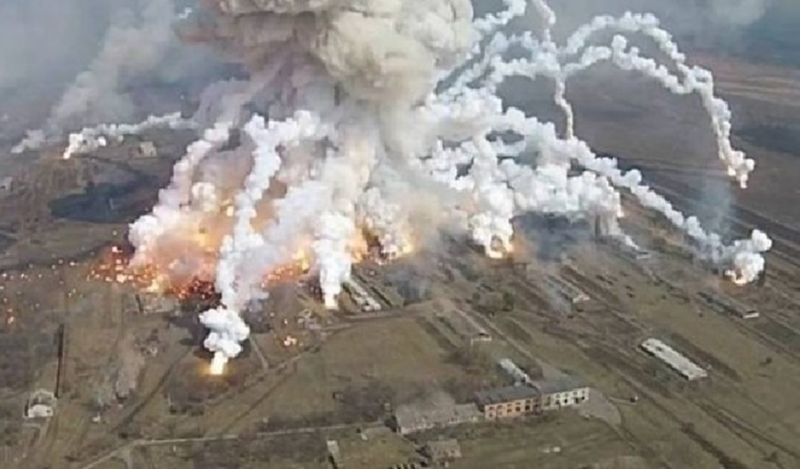 Theo dữ liệu được thu thập từ thông tin từ các chiến binh ngầm thân Nga ở Ukraine và các nguồn mở, bao gồm từ các nước NATO và cả cáo phó của các quân nhân đã hy sinh, con số tổn thất đáng kể. Ngay cả khi tính theo mức tối thiểu, thì đã có ba máy bay bị phá hủy, trong đó hai chiếc là “của Mỹ”, hơn chục tên lửa hành trình Pháp-Anh và khoảng hai chục kỹ thuật viên quân sự và sĩ quan NATO cấp cao đã thiệt mạng. Ảnh: TASS.