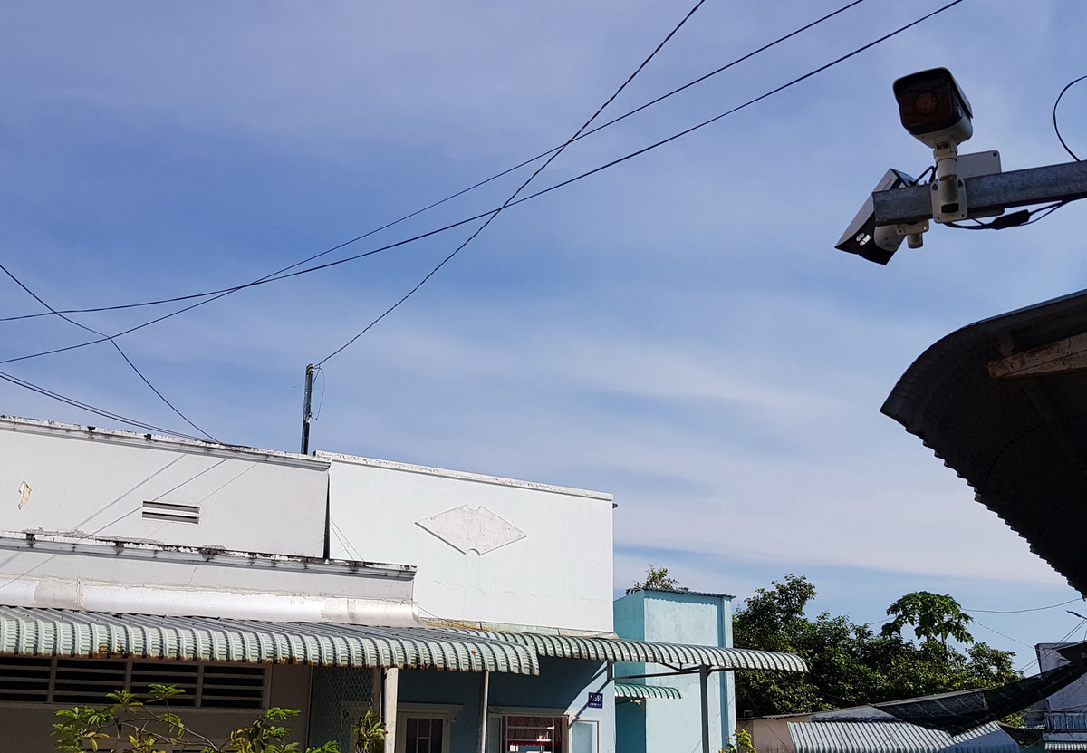 12 lanh dao tinh uy Soc Trang lap camera da tra lai gan 900 trieu dong