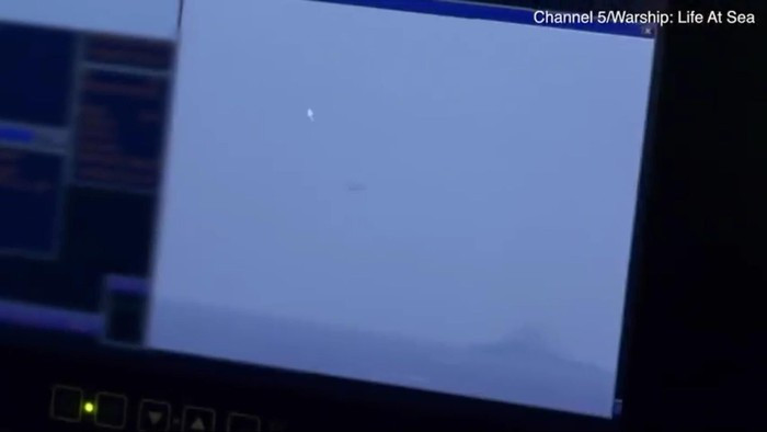 Cần nhắc lại rằng đối phương gần như đã nắm bắt hoàn chỉnh hoạt động của các sân bay quân sự Nga trên báo đảo Crimea, mặc dù Moskva không thể xác định được vị trí của tàu chiến hải quân Anh hoạt động khi đó.