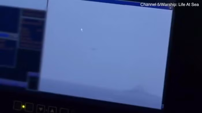 Cần nhắc lại rằng đối phương gần như đã nắm bắt hoàn chỉnh hoạt động của các sân bay quân sự Nga trên báo đảo Crimea, mặc dù Moskva không thể xác định được vị trí của tàu chiến hải quân Anh hoạt động khi đó.