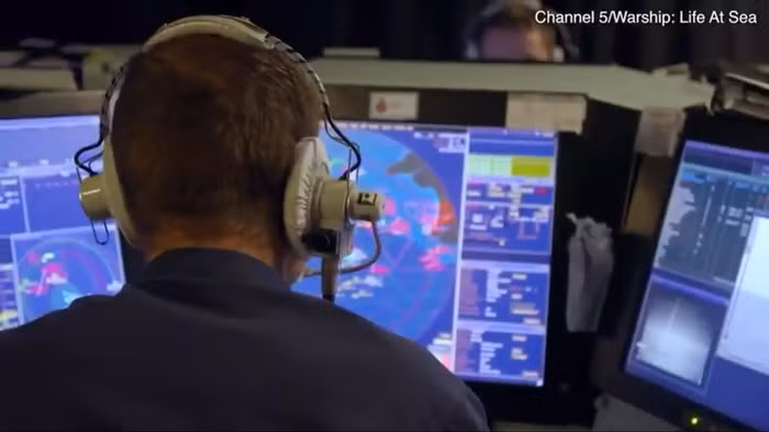 Bên cạnh đó là hoạt động của tàu trinh sát chuyên dụng thuộc hải quân NATO cũng khiến Nga gặp khó khăn rất nhiều trong việc che giấu các bí mật quân sự của mình.