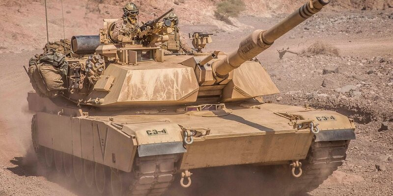 Vì không có loại xe tăng nào khác, đã từng được thử nghiệm thực chiến nhiều như Abrams, và được coi là một nhân tố lực lượng hàng đầu trong chiến đấu như nó.