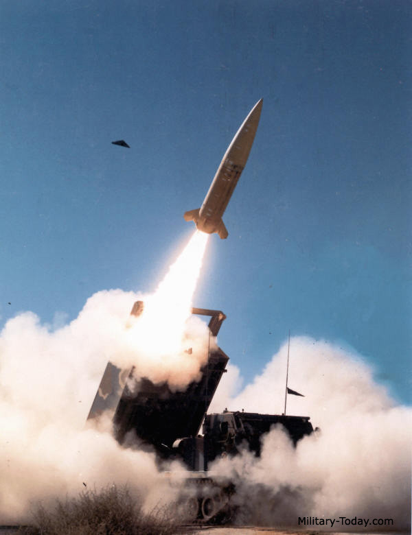 Đó là câu trả lời từ phía Nga, còn về phía Mỹ, chúng ta sẽ tìm hiểu sự vượt trội nào, để hệ thống tên lửa MGM-140 của Mỹ được “tung hô” và đánh giá cao đến như thế.