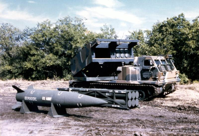 Tuy nhiên, dù đều công nhận sự mạnh mẽ của MGM-140 ATACMS này của Mỹ, được thể hiện ra từ chính các nhà khai thác đang tin tưởng sử dụng nó trong biên chế. Song, sức phòng thủ của Quân đội Nga là không thể “khinh thường” được, vẫn còn nhiều điều cần xét đến. Nguồn ảnh: Pinterest