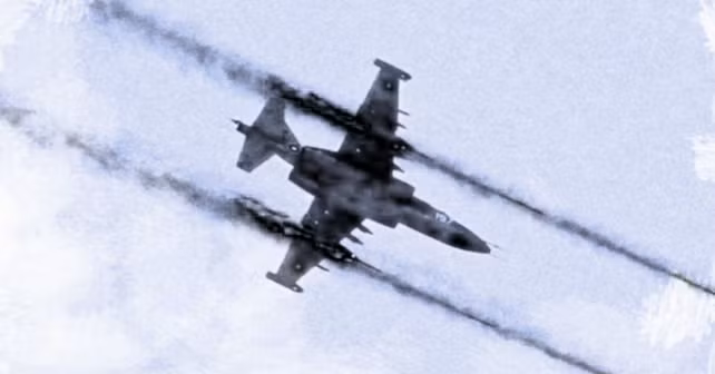 Theo tờ PolitRussia, dẫn nhận định từ phía truyền thông Trung Quốc cho biết, các máy bay chiến đấu Su-25 của Nga đã tạo ra rắc rối nghiêm trọng cho F-22 của Không quân Mỹ, hành động của các phi công Su-25 được cho là rất hung hăng.