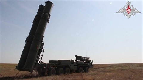 Với các tính năng của mình, S-500 đã trở thành hệ thống phòng không tên lửa ưu việt nhất mà chưa có cường quốc quốc phòng nào khác làm được. 