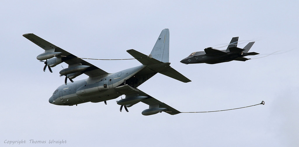 Trước đây, cũng có những vụ việc liên quan đến F-35B của Thuỷ quân Lục chiến Mỹ, khi vào năm 2020, một F-35B của Mỹ đã va chạm với chiếc KC-130 khi tiếp nhiên liệu trên không tại tiểu bang California.