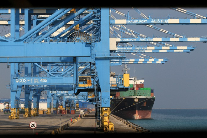 Tuy nhiên, phía Mỹ cũng có cơ sở cho những điều đó, ví dụ như dựa trên các hình ảnh và tin tình báo trước đây của mình, họ có lý do để tin tưởng rằng, Trung Quốc đang xây dựng một căn cứ quân sự bí mật tại cảng thương mại Khalifa, cách thủ đô Abu Dhabi của UAE 800km. Nguồn ảnh: Reuters.