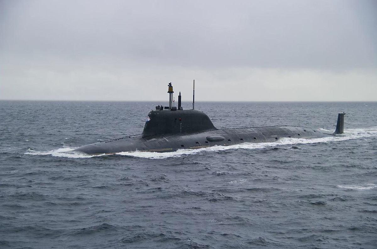 Được trang bị lò phản ứng hạt nhân OK-650PKM, đem lại cho các tàu ngầm lớp Yasen-M tốc độ tối đa đạt 65km khi lặn và 37km/h khi nổi.