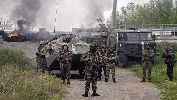 Nhưng theo ý kiến của các chuyên gia, họ đã liên kết động thái này với tình hình căng thẳng đang gia tăng liên quan tới chiến sự Ukraine, và cuộc khủng hoảng người di cư.