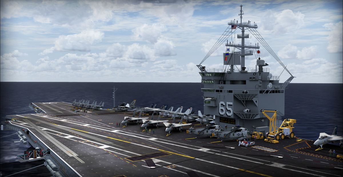 Cho đến nay, Hải quân Mỹ ước tính rằng có khoảng 100.000 người thuộc thuỷ thủ đoàn hoặc không đoàn đã phục vụ trên con tàu này trong suốt hơn 5 thập kỷ phục vụ của USS Enterprise.