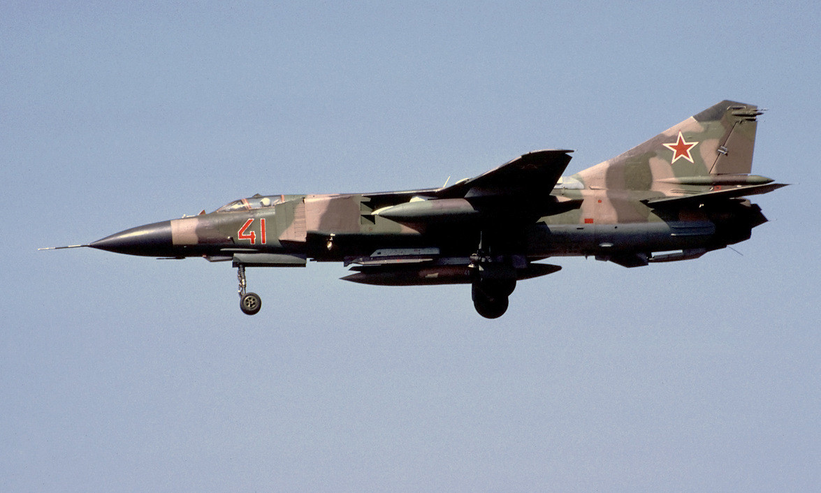Tổng cộng doanh nghiệp có kế hoạch khôi phục và nâng cấp tối đa 8 chiếc MiG-23, trong đó có 2 chiếc xuất xứ Ba Lan, vì chúng được dự báo "ở trong tình trạng tốt" trong vài năm tới. Hơn nữa các tiêm kích trên sẽ được tích cực sử dụng trong vai trò huấn luyện đối kháng.