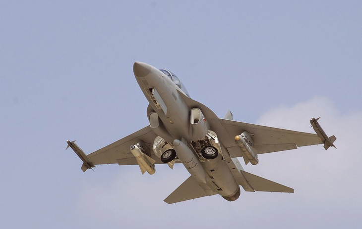 Mang lại cho chiếc chiến đấu cơ này khả năng cơ động tối ưu, kết hợp với phạm vi hoạt động là 1.851km và trần bay tương đối cao, hơn 14.000m.