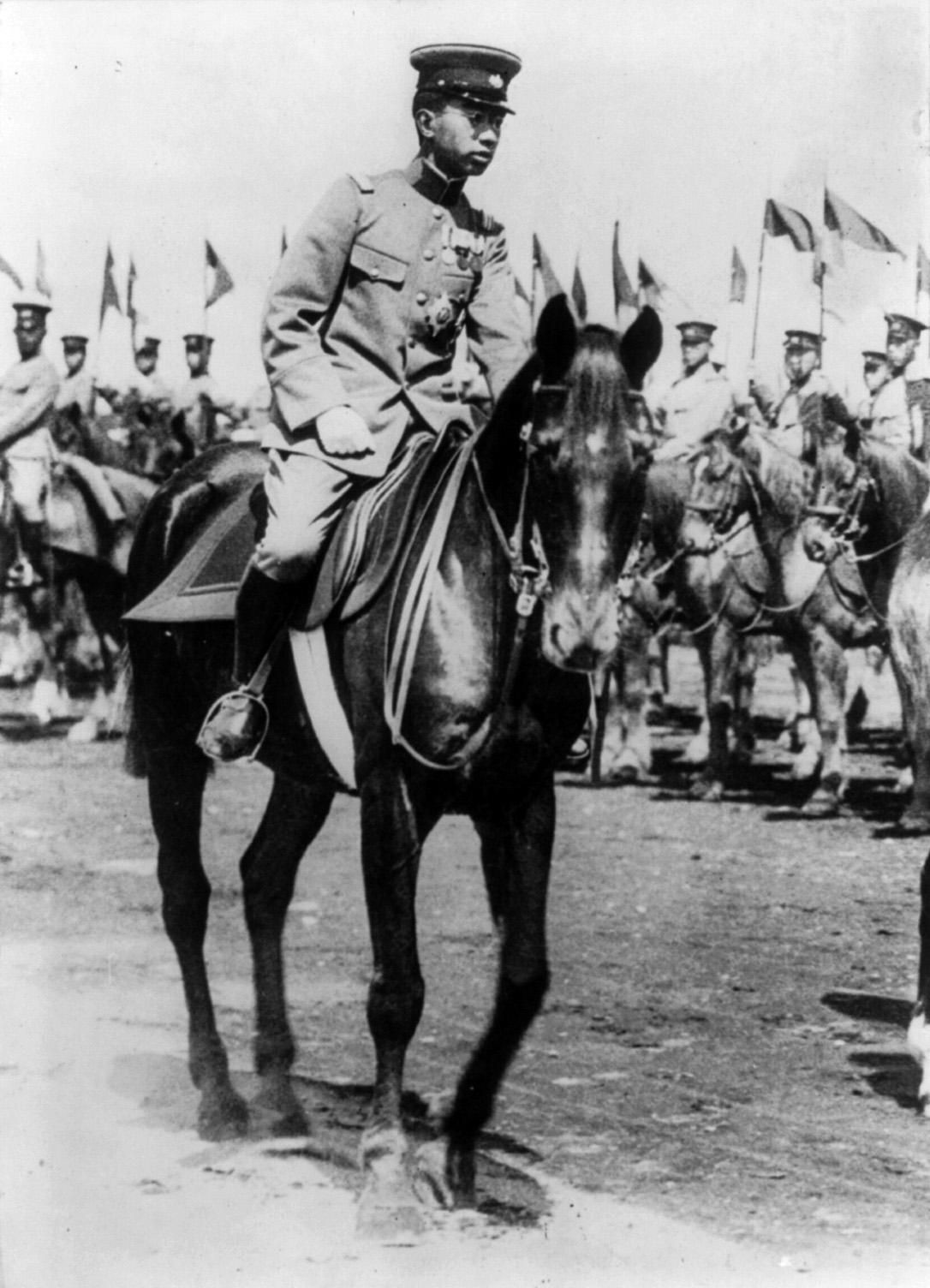 Chính vì vậy, quân tình nguyện từ Mông Cổ đã chủ yếu sát cánh cùng Hồng quân Liên Xô trong các đơn vị đặc quyền như kị binh, và họ cũng gặt hái nhiều thành công trong vai trò trinh sát và bắn tỉa, khi họ đều mang khả năng săn bắn ưu việt.