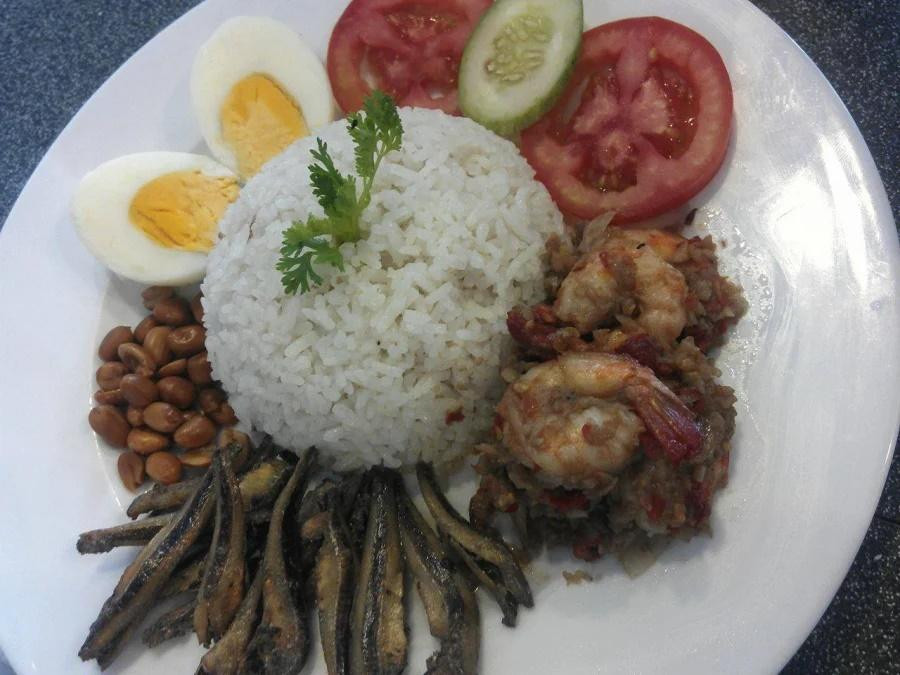 5 mon com noi tieng the gioi bao gom quoc gia nao ?