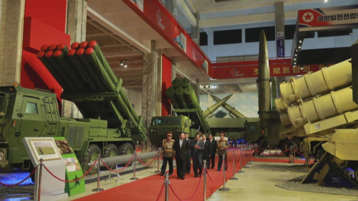 "Triều Tiên cố ý chọn thời điểm tổ chức triển lãm để giành sự chú ý của cộng đồng quốc tế, trước khi Hàn Quốc có cơ hội phô diễn vũ khí và tìm kiếm đơn hàng từ nước ngoài. Họ đang tận dụng nỗ lực của ngành quốc phòng Hàn Quốc nhằm tìm kiếm khách hàng riêng và phát thông điệp với thế giới rằng “đừng quên chúng tôi'", Cho Jin-soo, cựu chủ tịch Hiệp hội Khoa học Hàng không và Vũ trụ Hàn Quốc, nhận định.