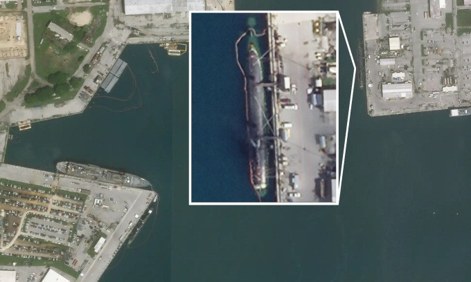 Dựa trên hình ảnh vệ tinh, các chuyên gia Trung Quốc vẫn khẳng định rằng tàu ngầm hạt nhân của Mỹ đã đối đầu với một địch thủ trong lòng biển nào đó. Mặc dù phía Mỹ chưa lên tiếng nhận định nào về vụ việc này.