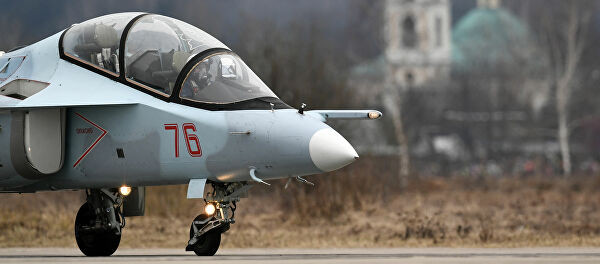 Với hợp đồng này, Việt Nam đã góp mặt với tư cách là quốc gia thứ 6 là khách hàng của Nga cho loại máy bay Yak-130, sau các nước Algeria, Bangladesh, Belarus, Myanmar và láng giềng Lào.