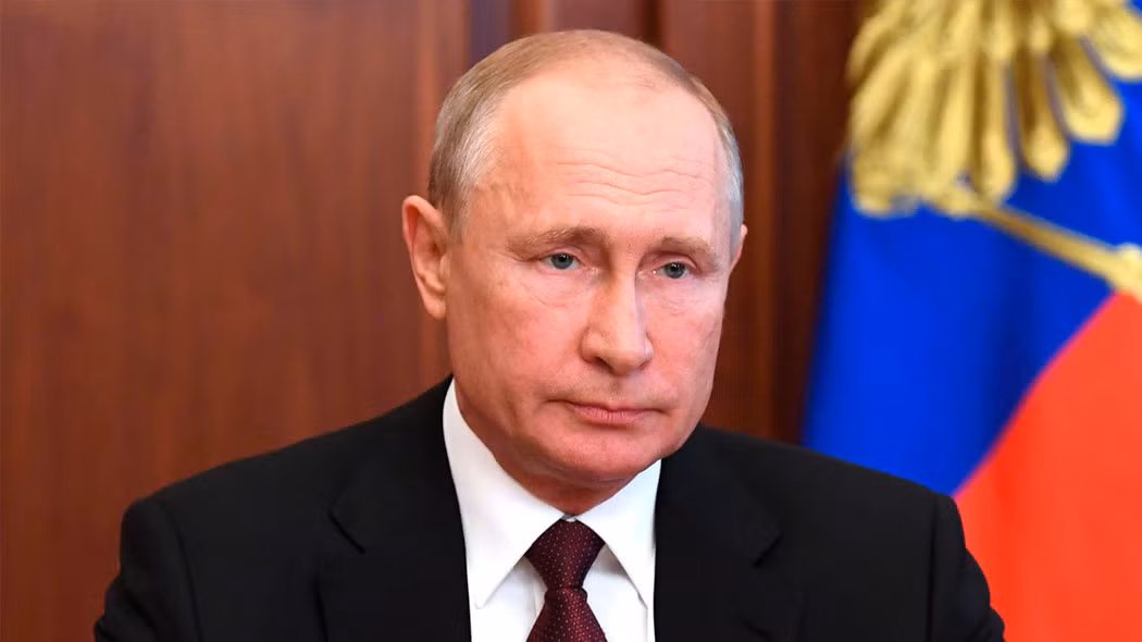 Cụ thể, theo như tuyên bố của ông Putin sau cuộc họp, ông đã chấp nhận đề nghị của Bộ trưởng Shoigu về việc sẽ chuyển giao khí tài chiến lợi phẩm cho 2 lực lượng DPR và LPR. Nguồn ảnh: csn-tv,ru.