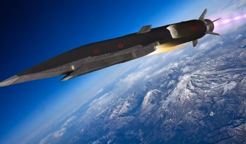 Theo thông tin Nga cung cấp, tên lửa siêu thanh 3M22 Zircon có tầm bắn lên đến hơn 1.000km, có một số người cho rằng, tên lửa này có tầm bắn lên tới 1.900km.