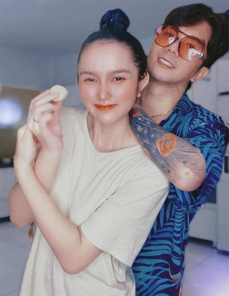 Vo Khanh Don “hu hon” khi bi tinh cu cua chong “rinh“-Hinh-7