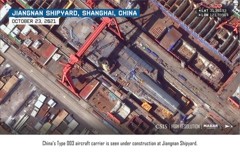 Ba vị chuyên gia của CSIS đã kết luận rằng, tàu sân bay mới này của Trung Quốc đã có những phát triển vượt trội, có thể thấy rõ qua các hình ảnh được ghi lại tại nhà máy đóng tàu Giang Nam ở Thượng Hải.