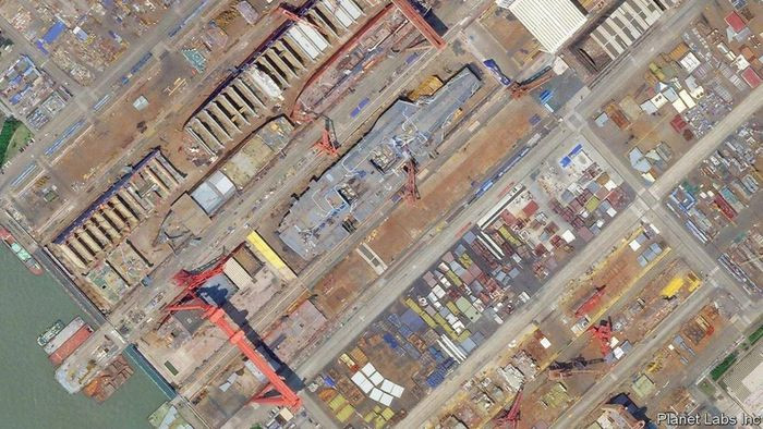 Chính vì lẽ đó, hàng không mẫu hạm thế hệ mới Type 003 này của Trung Quốc là rất được mong chờ, được kỳ vọng sẽ giúp Trung Quốc đẩy mạnh vị thế trong “cuộc chơi” tàu sân bay với thế giới, cũng đồng thời giúp quốc gia này nâng cao vị thế Lực lượng Hải quân Trung Quốc.