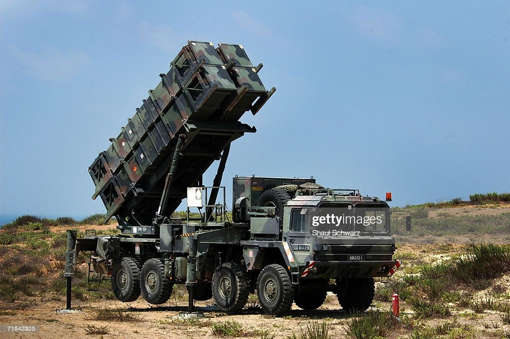 Nếu Mỹ đồng ý chuyển các hệ thống phòng không tên lửa Patriot này cho Ukraine, các hệ thống phòng không tối tân này sẽ phục vụ cho Chiến dịch Donbass tại đây cùng các vũ khí đã chuyển trước đây từ Mỹ và các nước phương Tây NATO. Nguồn ảnh: gettyimages.