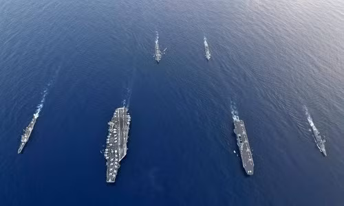 “Chúng tôi vẫn còn nhiều việc phải làm cho đến ngày JSDP có thể thường xuyên sử dụng máy bay STOVL trên biển, nhưng tôi tin tưởng rằng mối quan hệ đối tác bền chặt và sự tin tưởng lẫn nhau giữa hai nước chúng ta sẽ dẫn đến việc hiện thực hóa điều này.”, ông nói thêm.