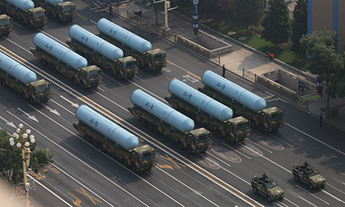 Với các đánh giá này, đây là một sự gia tăng đáng kể so với báo cáo của Mỹ về Trung Quốc vào năm ngoái. Theo đó, đánh giá cho rằng Bắc Kinh sẽ hướng đến sự xuất hiện của 400 đầu đạn hạt nhân trong những năm tới.