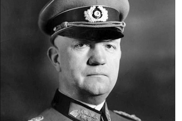 Tuy nhiên, với muôn vàn kế hoạch được dựng nên, Chiến dịch Valkyrie đã đi vào bế tắc vì quá khó thực hiện, nó chỉ có thể thành công khi Tướng Friedrick Fromm phải ra tay, vì vậy, ông phải vô hiệu hoá Fromm. Nguồn ảnh: toptenz.net.