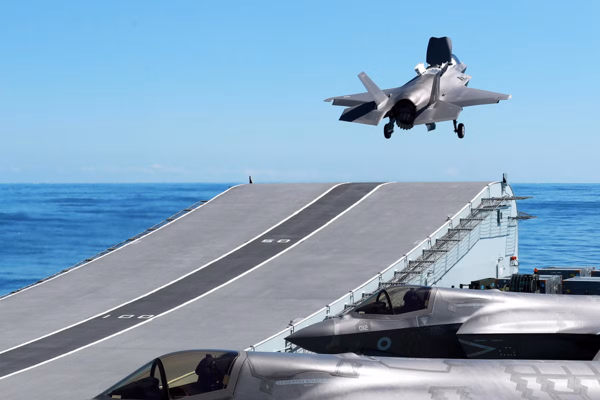 Được biết, vụ rơi máy bay này diễn ra khi chiến đấu cơ F-35B cất cánh thường ngày theo khuôn khổ của Chiến dịch Fortis, chiến dịch đã được Anh khởi động từ hồi tháng 5/2021.