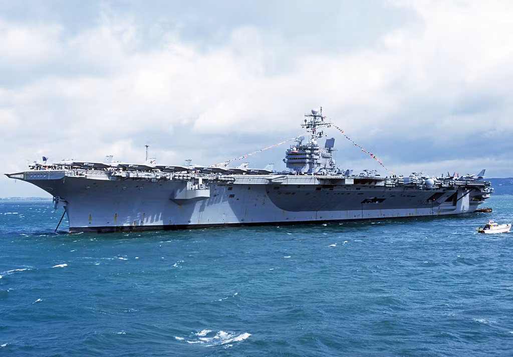 Nhiều tổ chức cũng tìm kiếm phương án mua lại xác tàu để phục vụ mục đích này nhưng không thành công. Bán xác tàu sân bay với giá 1 xu được coi là phương án phù hợp nhất với Hải quân Mỹ, thay vì chi ra hàng triệu USD để đưa chúng đến nhà máy rã sắt vụn.