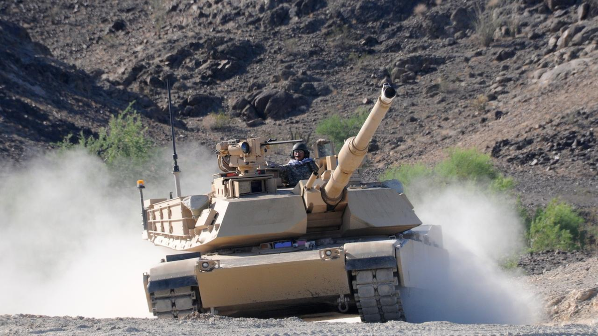 Trong Chiến tranh vùng Vịnh lần thứ I, Quân đội Mỹ chỉ mất 18 chiếc Abrams, với 9 chiếc bị loại biên do hư hỏng và 9 chiếc khác bị phá huỷ, Nhưng dù vậy, những người lính Mỹ thuộc kíp lái xe tăng không mất một thành viên nào.