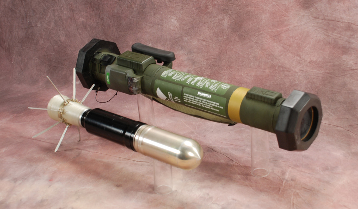 Các vũ khí chống tăng cá nhân M141 này xuất hiện tại Ukraine sau khi Mỹ quyết định trang bị cho Quân đội Ukraine vào tháng 1/2022, trong bối cảnh xung đột Nga – Ukraine giai đoạn 2021 – 2022. Nguồn ảnh: windowssearch-exp.com.