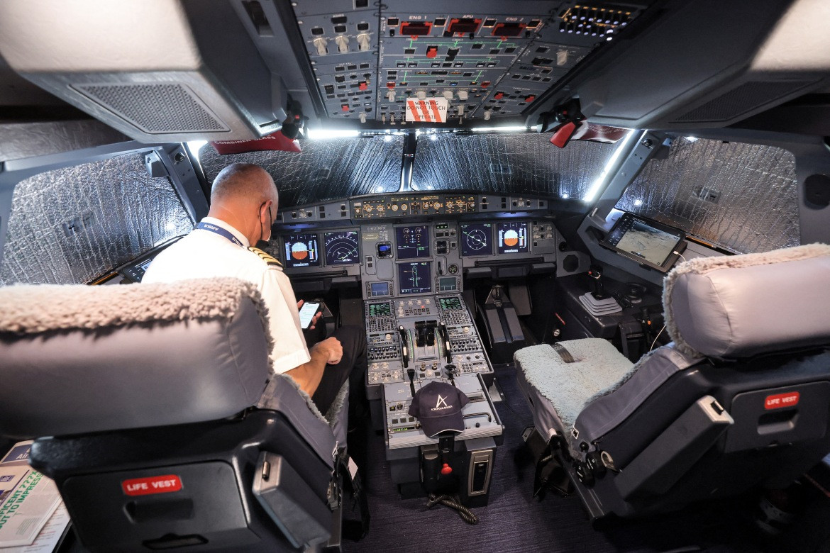 Riêng với Airbus, trong một tuyên bố của mình, đơn vị này đã nhận được một đơn hàng “khủng” tới 255 máy bay A321 của mình, thông qua Dubai Airshow 2021.