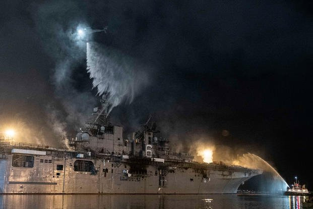 Ngọn lửa trên tàu USS Bonhomme Richard đã bùng cháy một cách dữ dội suốt 4 ngày, tạo ra một thảm kịch khi có tới hơn 60 người bị thương và làm hư hại nặng nề đến mức bắt buộc Hải quân Mỹ phải đem đi tiêu huỷ thay vì có thể đem đi sửa chữa.