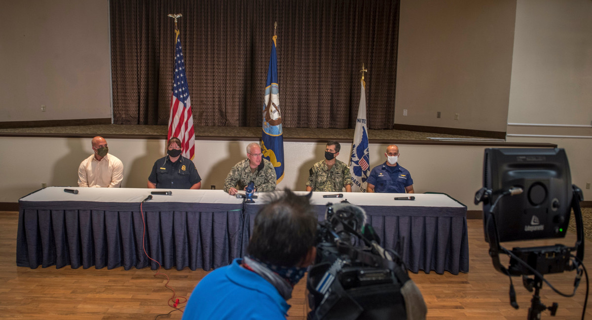 Báo cáo mới này đã xác định 36 thủy thủ, trong đó có 5 đô đốc, là những người phải chịu trách nhiệm cho vụ hỏa hoạn, đồng thời cũng chỉ ra nhiều sai phạm dẫn đến thảm kịch trên tàu USS Bonhomme Richard.