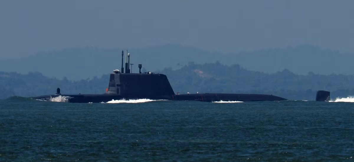 Hiện nay, với những thông tin được biết, Ấn Độ có kế hoạch sẽ biên chế ít nhất 4 chiếc tàu ngầm hạt nhân mới nữa thuộc lớp tàu ngầm Arihant, tức thêm 2 chiếc khác tính cả tàu S4, nhằm tăng cường năng lực tấn công trên biển của Hải quân Ấn Độ. Nguồn ảnh: QQ.