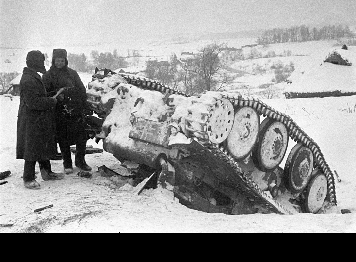 Hóa ra, quân đội Đức đã phải từ bỏ kế hoạch tấn công vô thời hạn. Cùng ngày hôm đó, ngày 5 tháng 12, Hồng quân đã tiến hành một cuộc phản công được lên kế hoạch cẩn thận của riêng mình, khiến kẻ thù rơi vào tình trạng hỗn loạn và đẩy lùi chúng cách thành phố 100-250 km. Chiến thuật chiến tranh chớp nhoáng của Đức tại Liên Xô đã hoàn toàn thất bại.