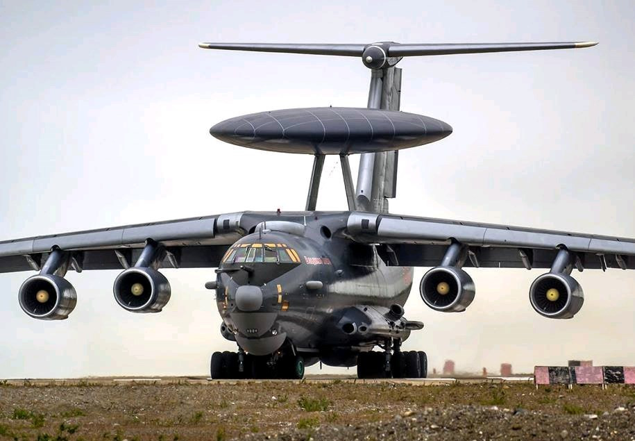 Hiện nay, chúng ta chưa có các thông tin chính thức về A-50U. Song, vì là một biến thể của A-50, chúng ta có thể tin rằng các thông số sẽ không có khác biệt quá lớn.