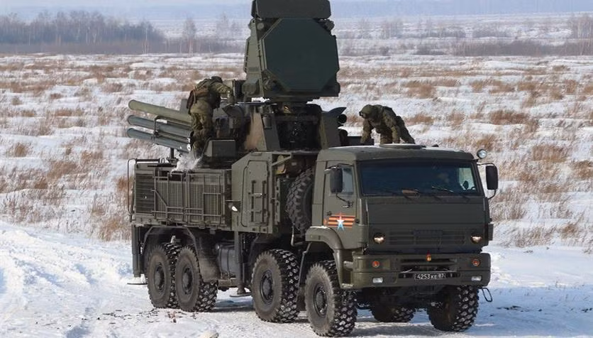 Hệ thống Pantsir-S1 này được xây dựng bởi Nhà máy Cơ khí Ulyanovsk của Nga, đã nhập biên chế từ năm 2008 - nay, hoạt động tích cực.