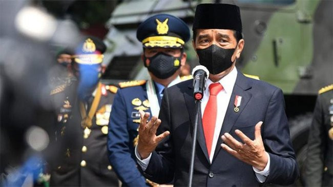 Phát biểu tại buổi lễ, ông Joko Widodo ủng hộ quân đội tích cực hơn trong hợp tác công nghiệp quốc phòng toàn cầu, củng cố nền công nghiệp quốc phòng trong nước nhằm xây dựng một đất nước Indonesia kiên cường hơn.