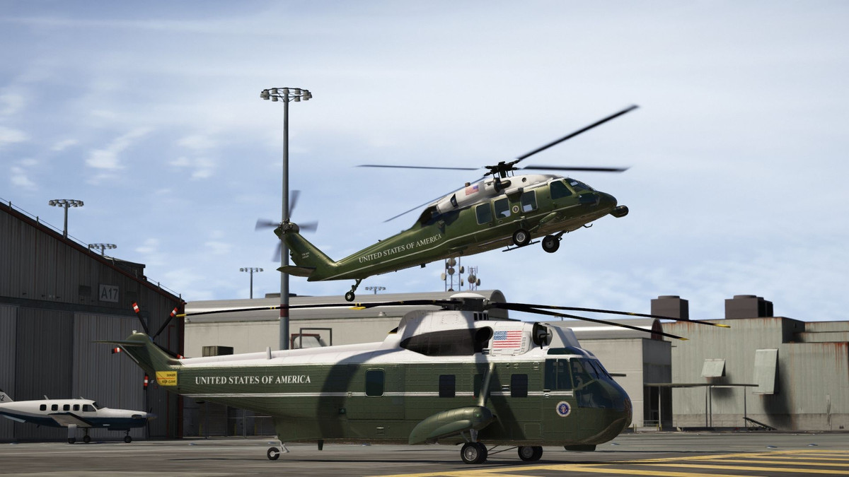 Về mẫu trực thăng này, hiện nay Quân đội Mỹ đang tiến hành thay thế phi đội bao gồm 11 máy bay trực thăng Sikorsky VH-3D và 8 trực thăng VH-60N của mình, bằng 23 chiếc trực thăng mới VH-92 do hãng hàng không Lockheed Martin phát triển, và chiếc trực thăng “Tổng thống” là một trong 23 chiếc này.