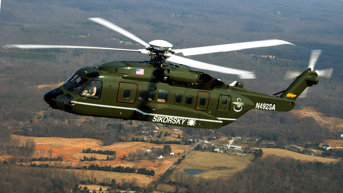 Đáng quan ngại là, hệ thống liên lạc của VH-92 mang xu hướng bị trễ, khi đang cần truyền tải gấp các thư tín hệ trọng trong nhiệm vụ khẩn cấp và “không hỗ trợ đầy đủ thông tin liên lạc kịp thời, liên tục và an toàn”, văn phòng thử nghiệm Lầu Năm Góc cho biết.